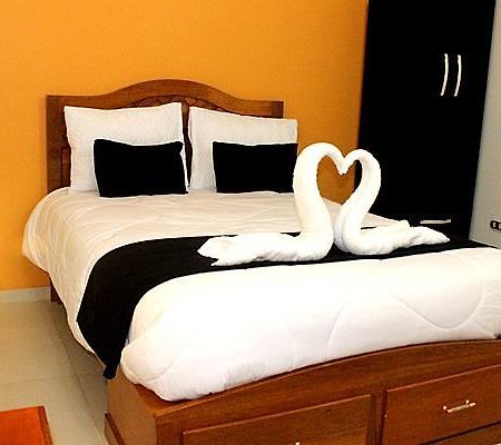 Hostal Universal Huaraz Buitenkant foto