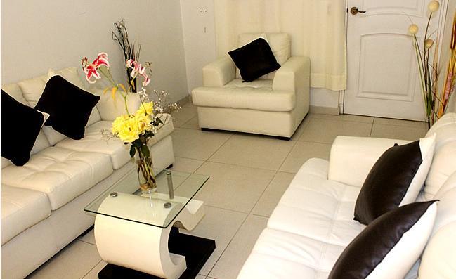 Hostal Universal Huaraz Buitenkant foto